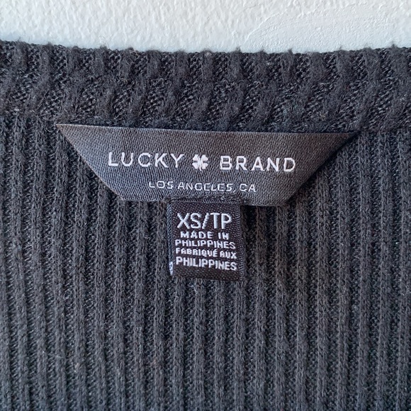 Lucky Brand Wrap Top - Picture 4 of 6